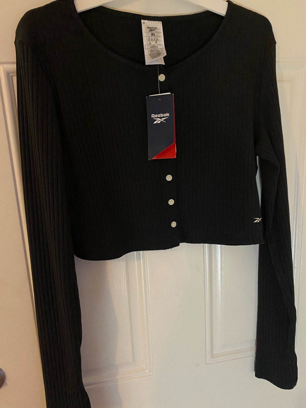 NWT | Reebok Black Ribbed Button-Down Long Sleeve Crop-Style Top
